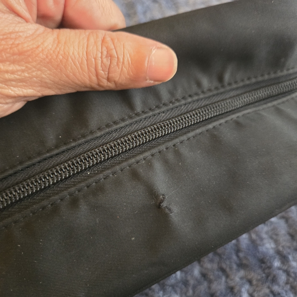 Chanel Black Men's Toiletries Bag - Picture 4 of 6